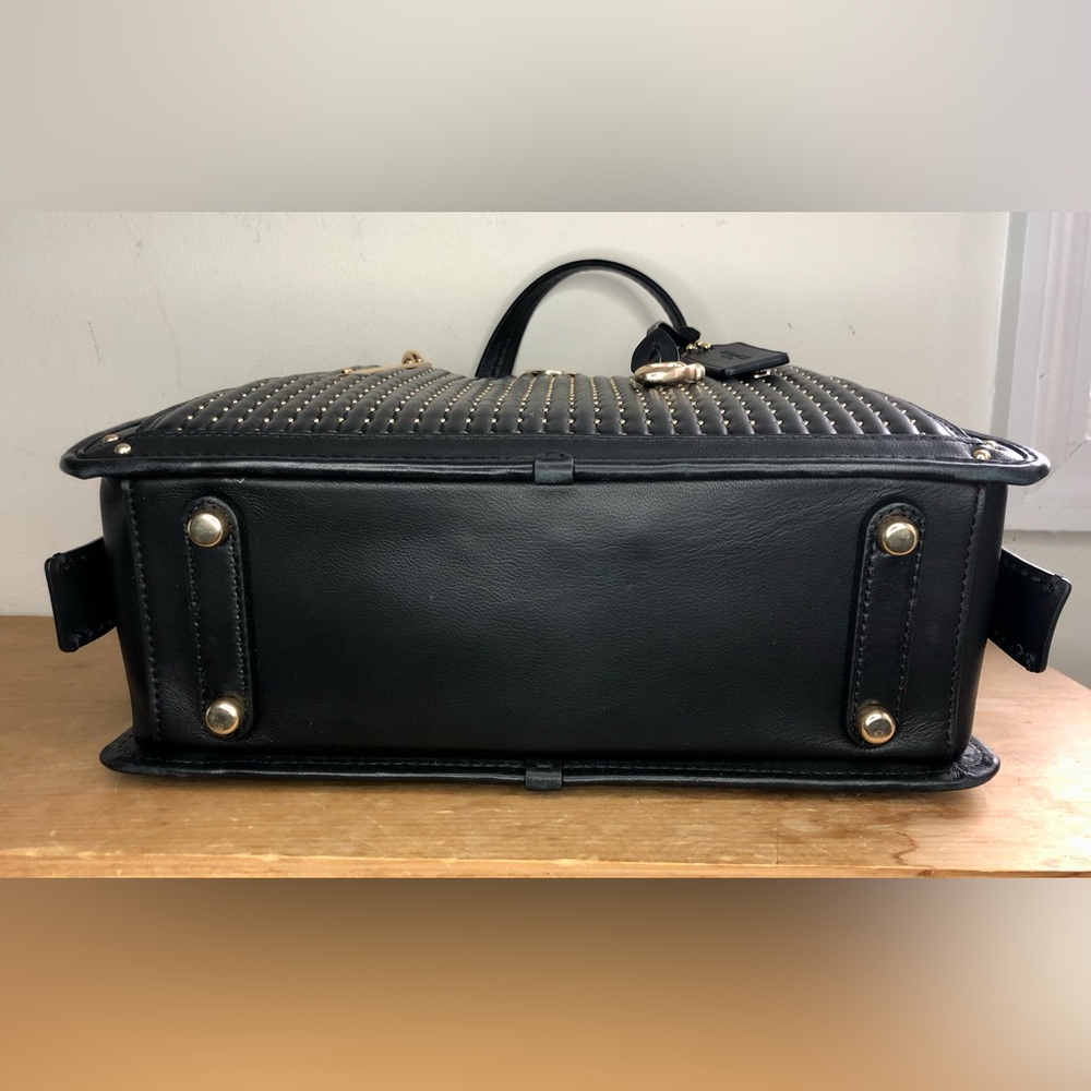 S⭕️LD‼️Coach Dreamer With Quilting And Rivets Gold/Black - Picture 6 of 12